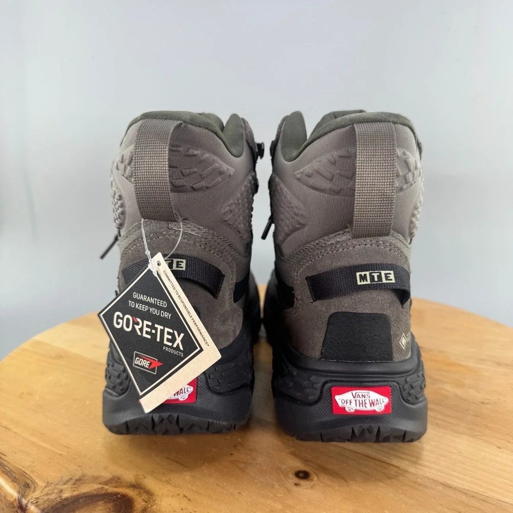 Vans MTE Crestline Gore-Tex‎ Mens Size 8 Shoes Hiking Boots Black Brown NEW
